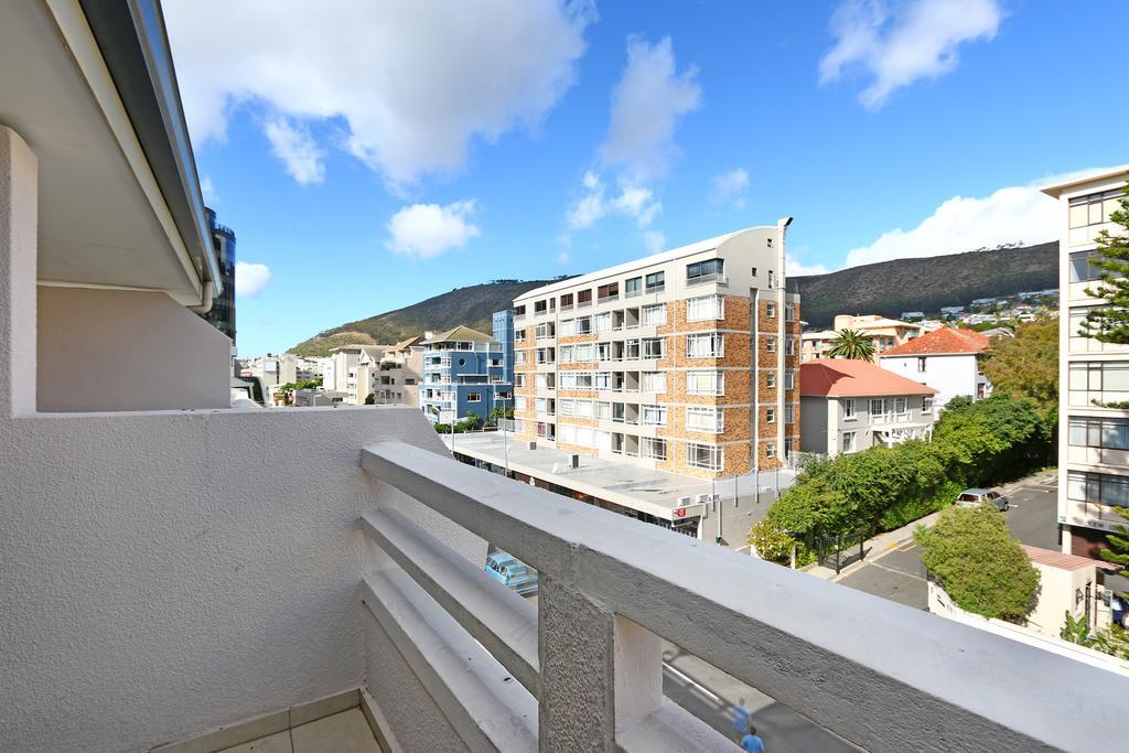 Amalfi On Regent Hotell Kapstaden Exteriör bild