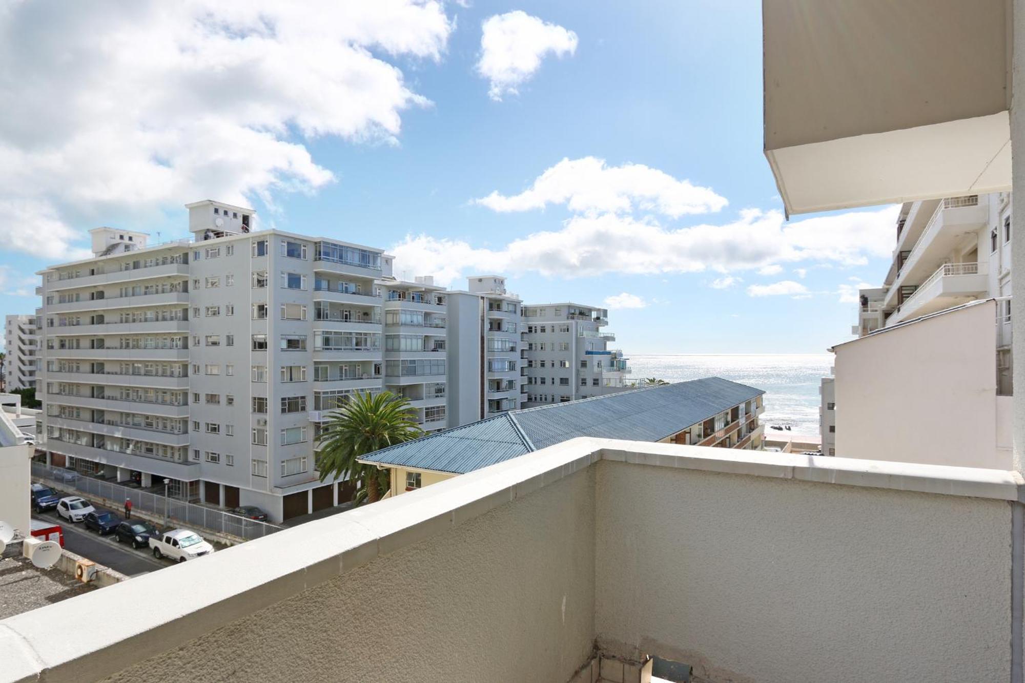 Amalfi On Regent Hotell Kapstaden Exteriör bild